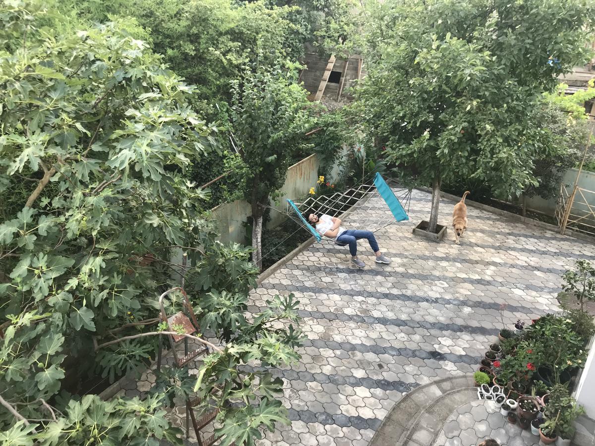קוטאיסי Bajo Guest House מראה חיצוני תמונה