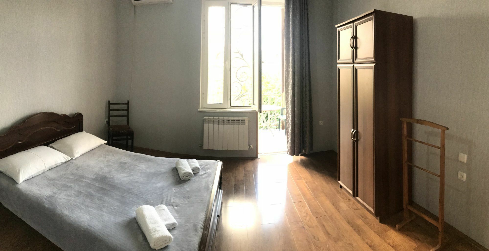 קוטאיסי Bajo Guest House מראה חיצוני תמונה